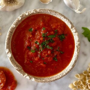Slow Cooker Tomato Sauce