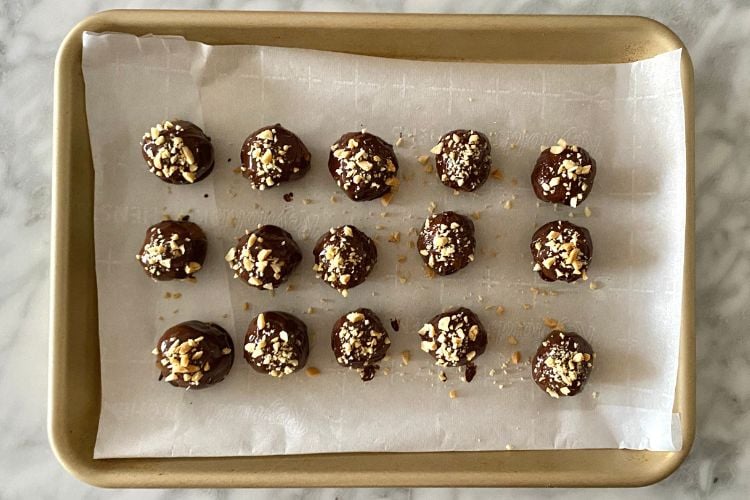Snickers Bliss Balls
