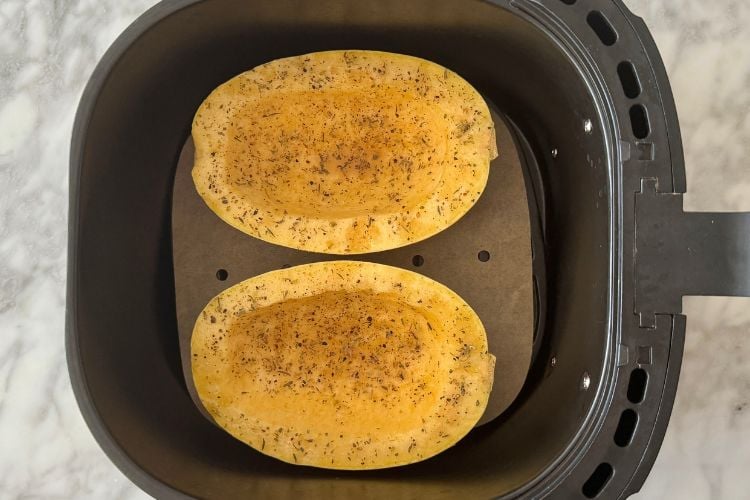Spaghetti squash in air fryer