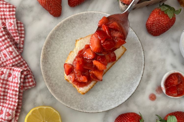 Strawberry mixture on angel food cake
