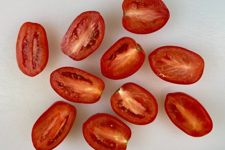 Tomatoes for roasted tomatoes