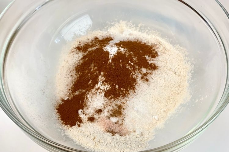 dry ingredients banana apple muffins