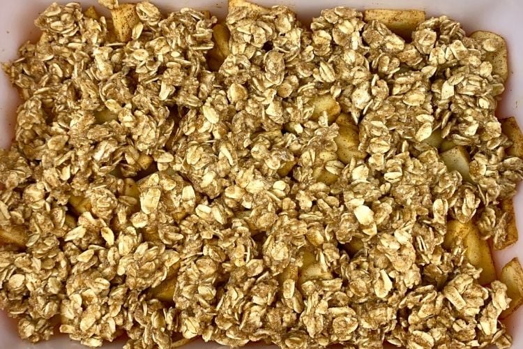 how to make the best apple crisp topping