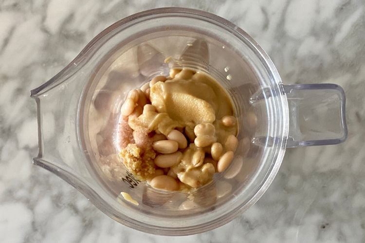 ingredients in blender for hummus