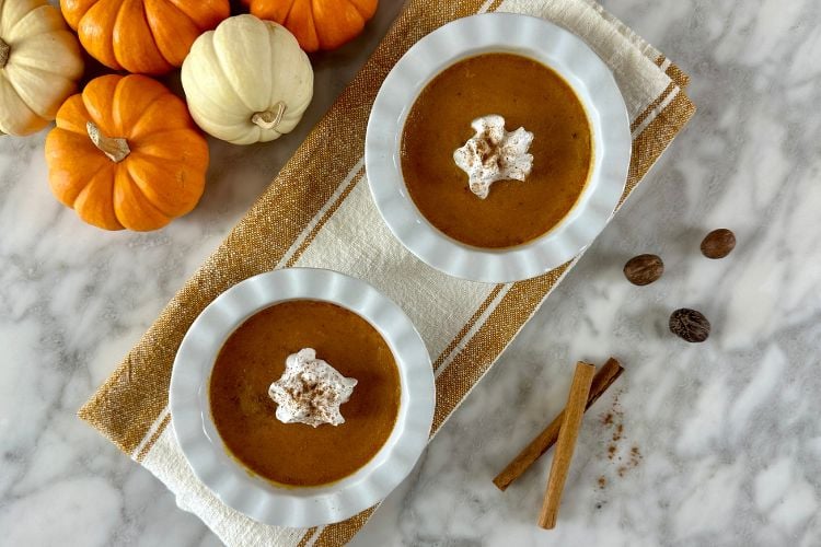 mini pumpkin pies
