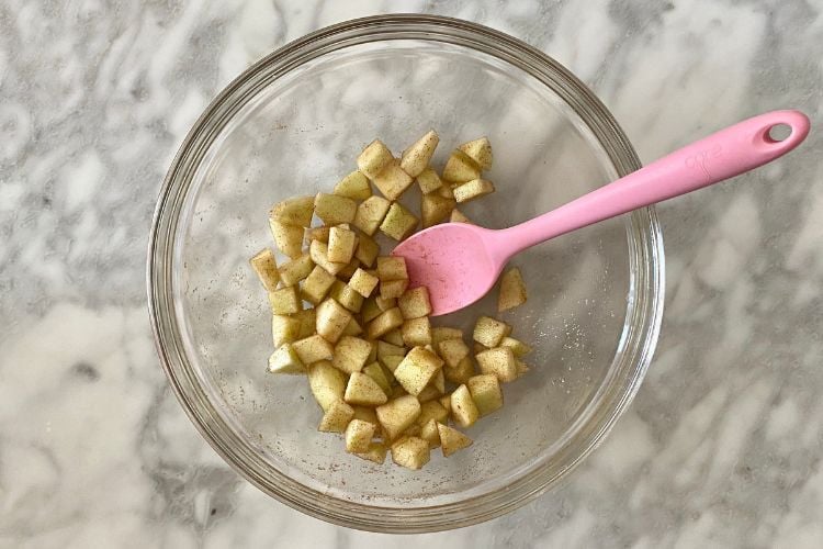 mixed apples in bowl