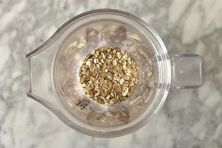 oats in a blender